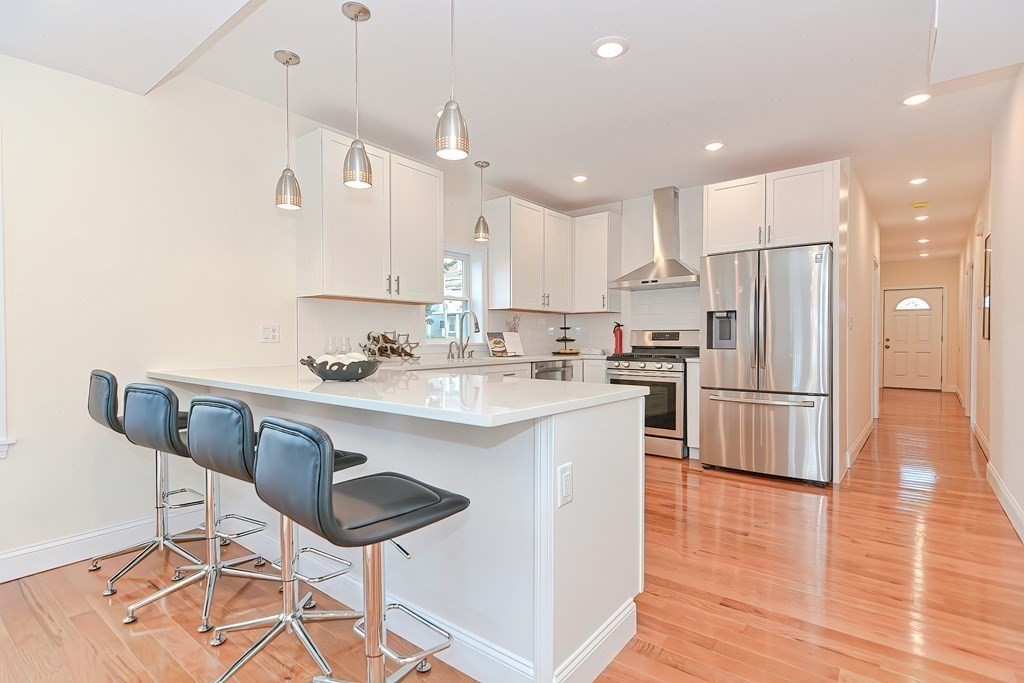 583 Main Street, Unit 583 Medford, MA 02155 - Photo 10 of 31