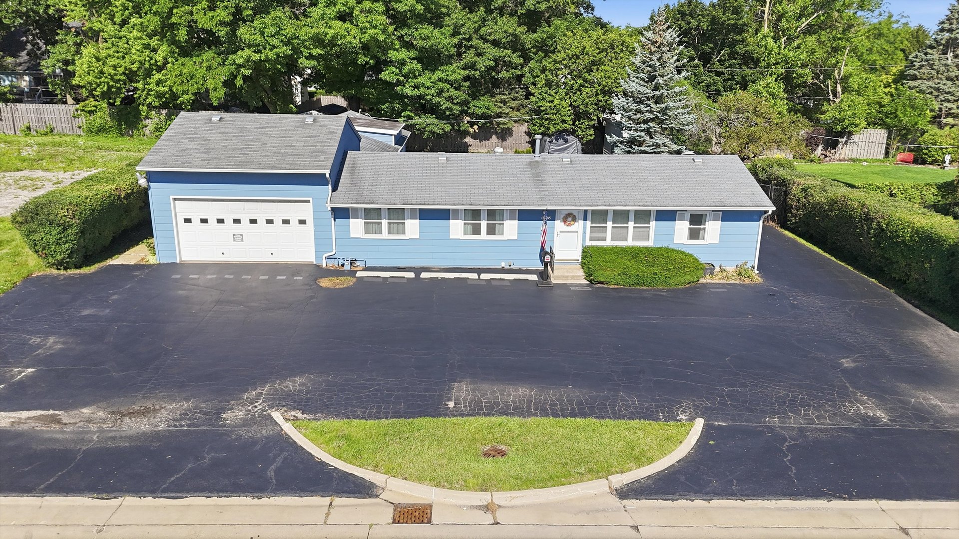 34112 North Barron Boulevard Grayslake, IL 60030 - Photo 33 of 48