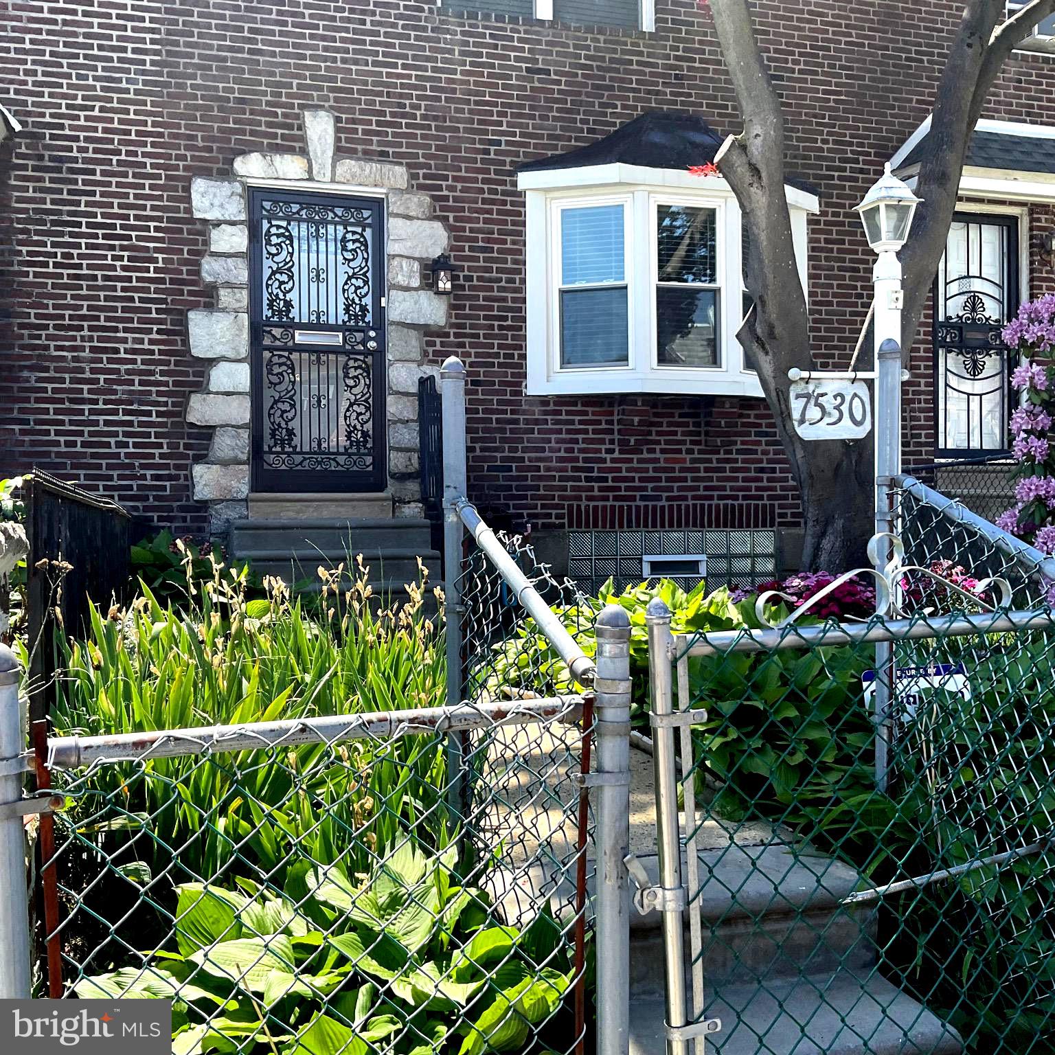 7530 Gilbert Street Philadelphia, PA 19150 - Photo 4 of 54