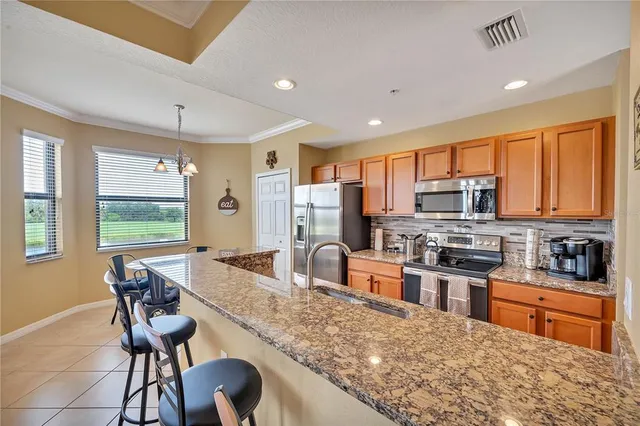 $1,799 | 7019 River Hammock Drive, Unit 202, Bradenton, FL 34212