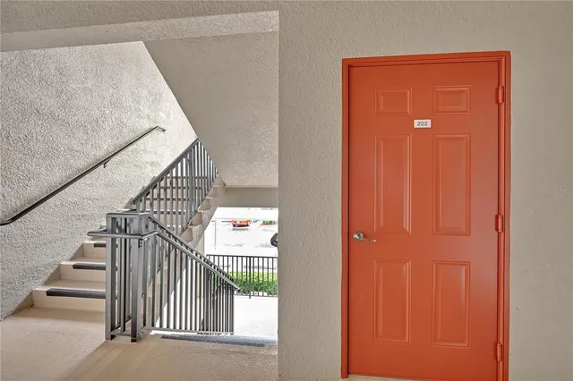 $1,799 | 7019 River Hammock Drive, Unit 202, Bradenton, FL 34212