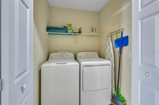 $1,799 | 7019 River Hammock Drive, Unit 202, Bradenton, FL 34212