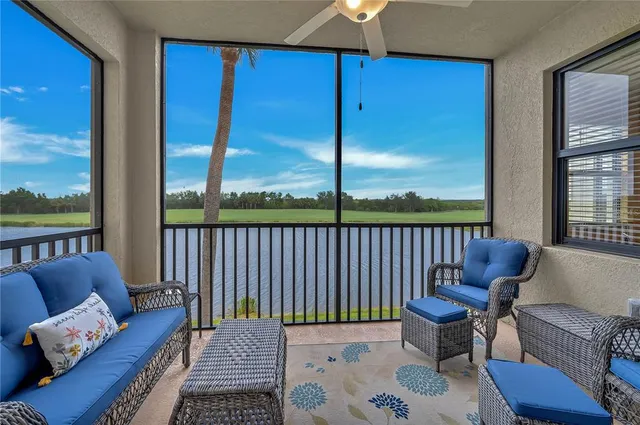 $1,799 | 7019 River Hammock Drive, Unit 202, Bradenton, FL 34212