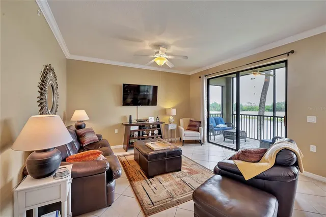 $1,799 | 7019 River Hammock Drive, Unit 202, Bradenton, FL 34212