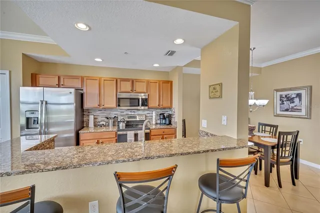 $1,799 | 7019 River Hammock Drive, Unit 202, Bradenton, FL 34212