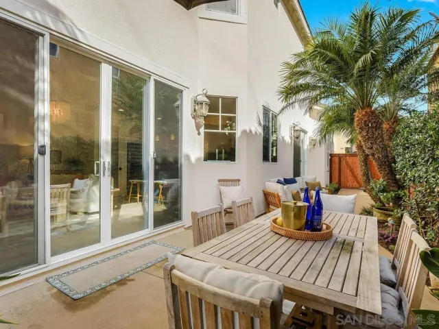 $2,700,000 | 409 North Cedros Avenue, Solana Beach, CA 92075