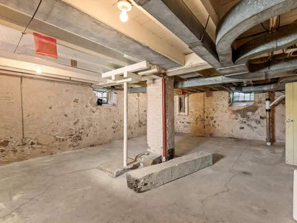 $649,900 | 12024 Point Creek Road, Meeme, WI 53063