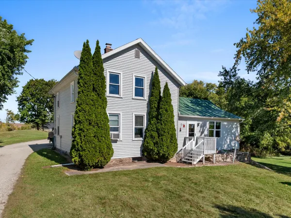 $649,900 | 12024 Point Creek Road, Meeme, WI 53063