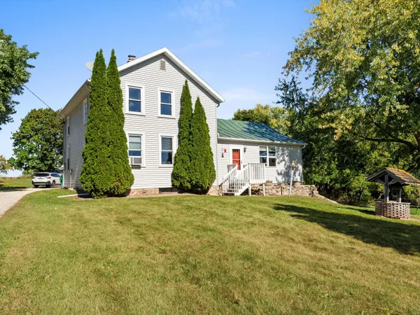 $649,900 | 12024 Point Creek Road, Meeme, WI 53063