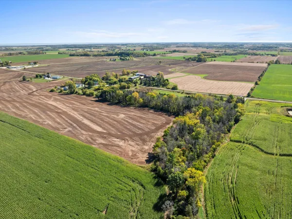 $649,900 | 12024 Point Creek Road, Meeme, WI 53063