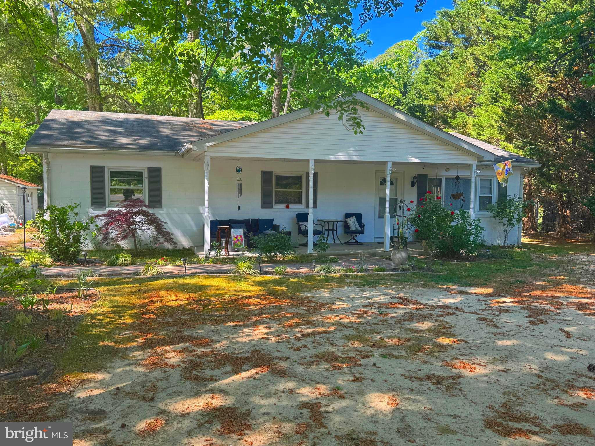 a view of a house with swimming pool