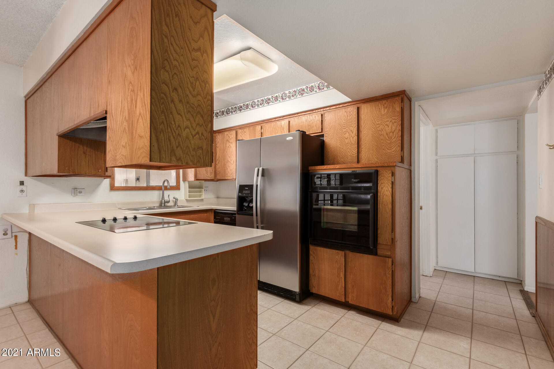 3308 South Newberry Road Tempe, AZ 85282 - Photo 14 of 38 17-Newberry