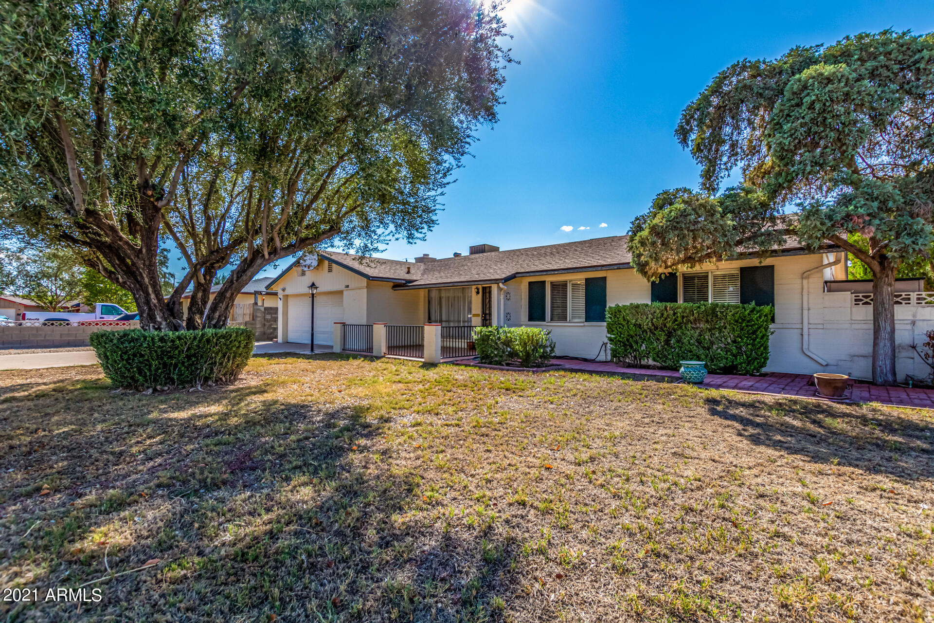 3308 South Newberry Road Tempe, AZ 85282 - Photo 3 of 38 05-Newberry