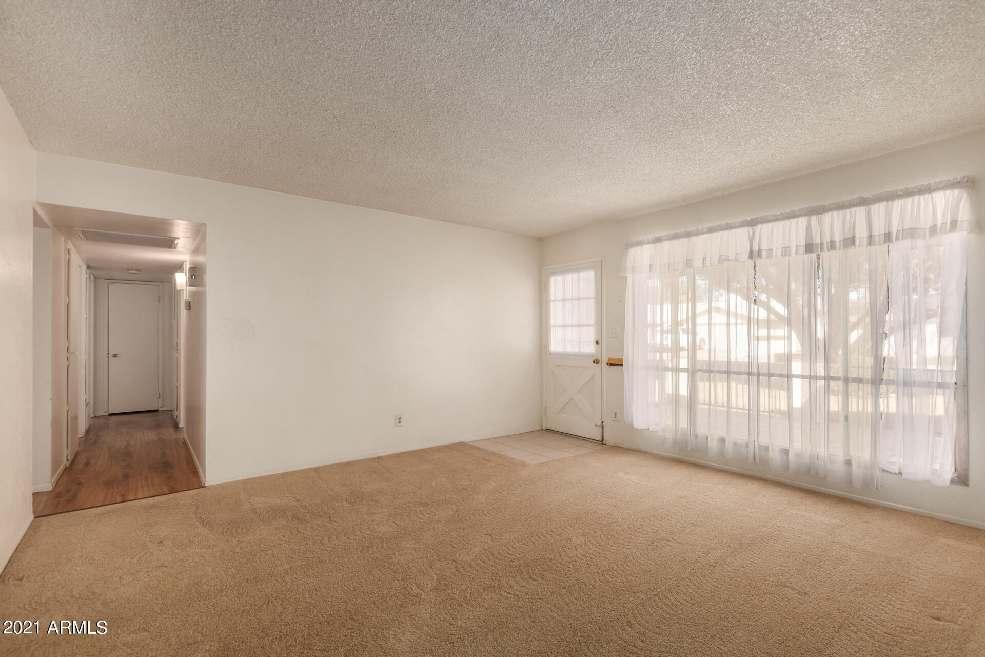3308 South Newberry Road Tempe, AZ 85282 - Photo 5 of 38 08-Newberry
