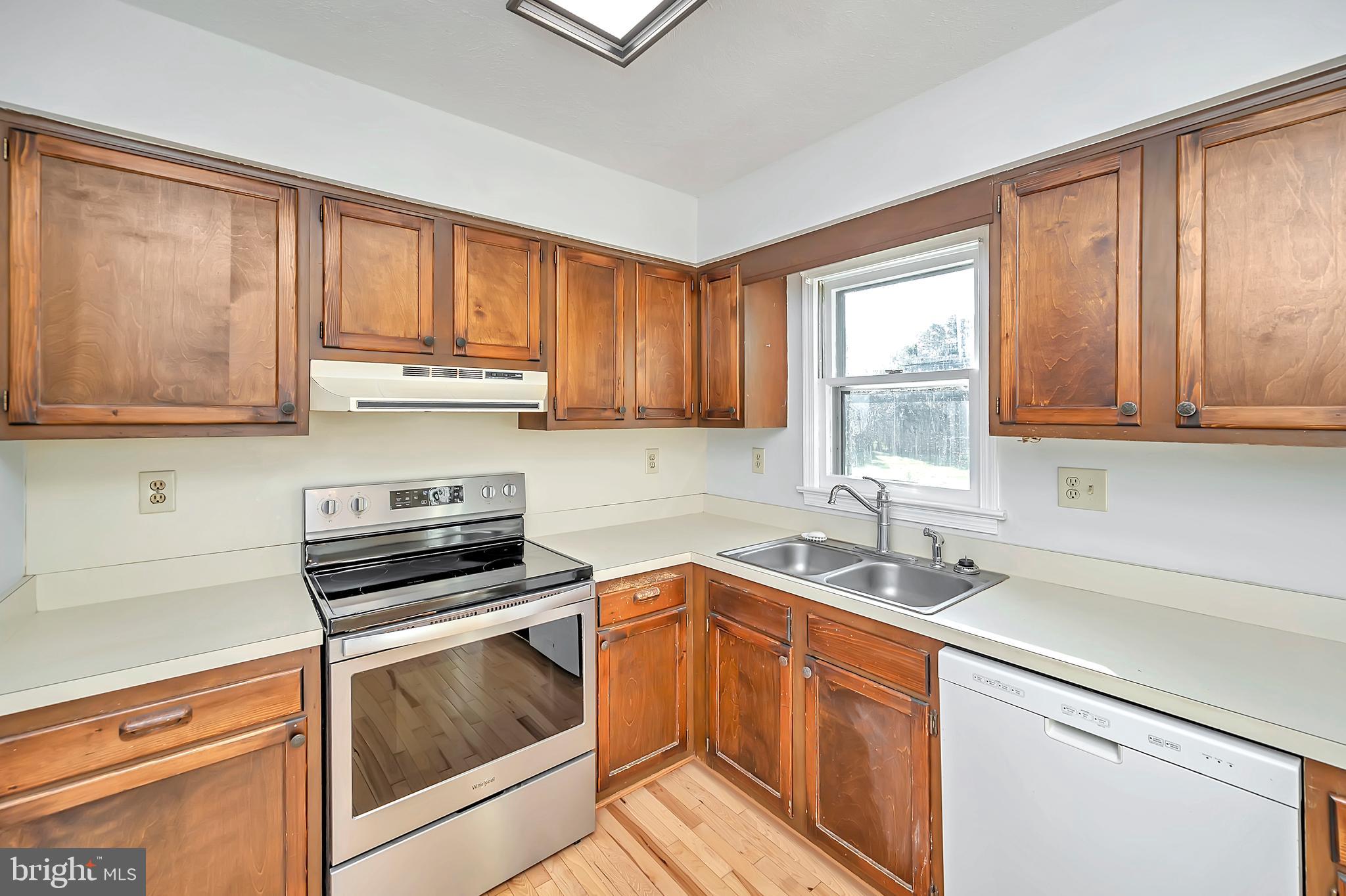 1191 Woodstock Road King George, VA 22485 - Photo 12 of 54 Gallery Image 12