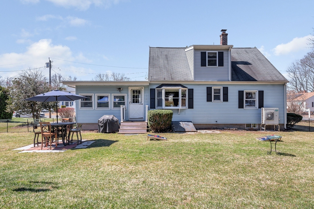 17 Roland Avenue Dracut, MA 01826 - Photo 31 of 35