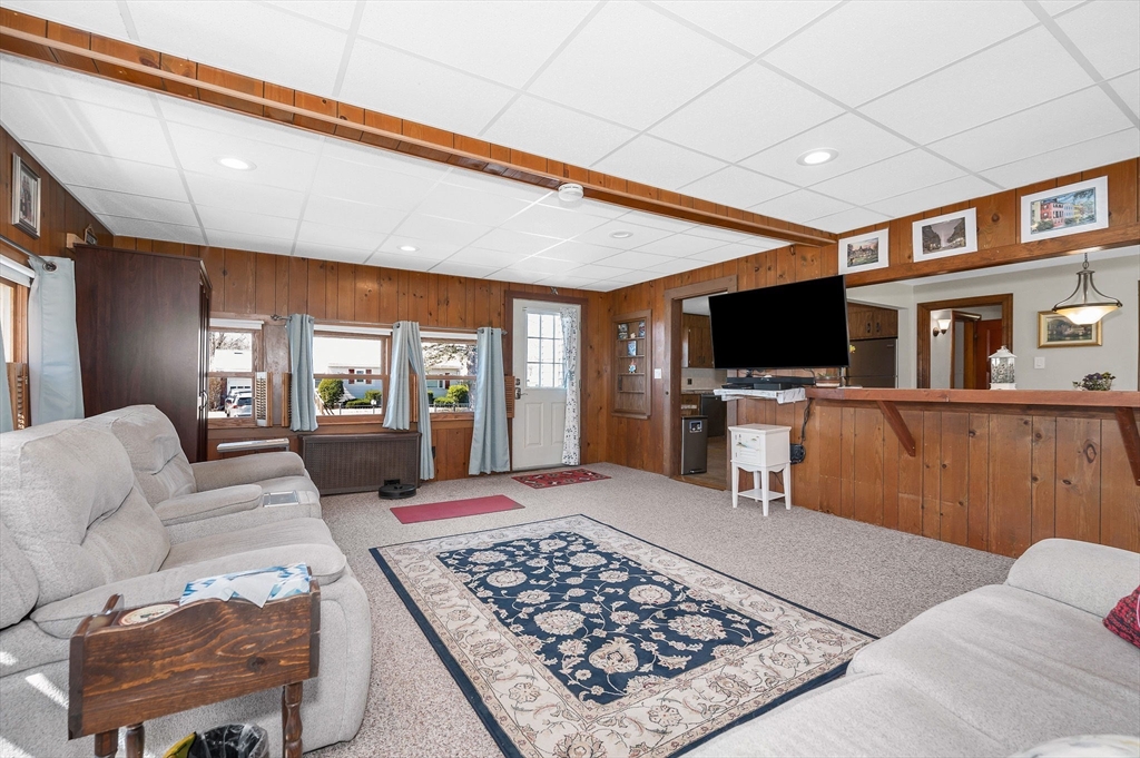 17 Roland Avenue Dracut, MA 01826 - Photo 6 of 35