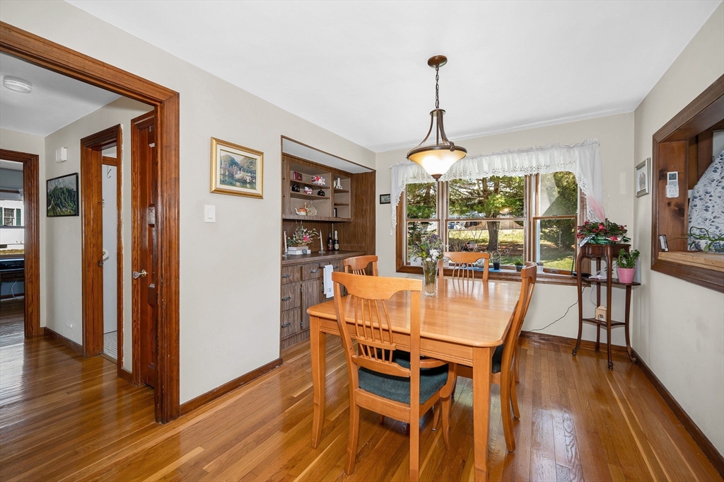 17 Roland Avenue Dracut, MA 01826 - Photo 8 of 35