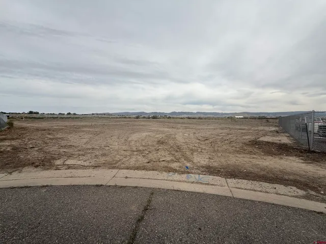 $750 | 3050 Aerotech Place, Montrose, CO 81401