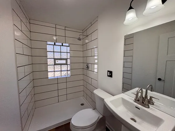 $329,900 | 404 Sherman Street, Joliet, IL 60433