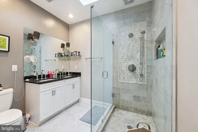 $4,700 | 141 T Street Northwest, Washington, DC 20001