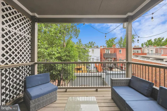 $4,700 | 141 T Street Northwest, Washington, DC 20001