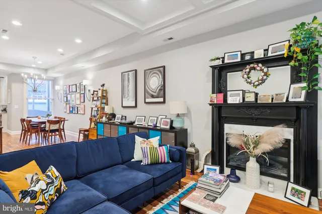 $4,700 | 141 T Street Northwest, Washington, DC 20001