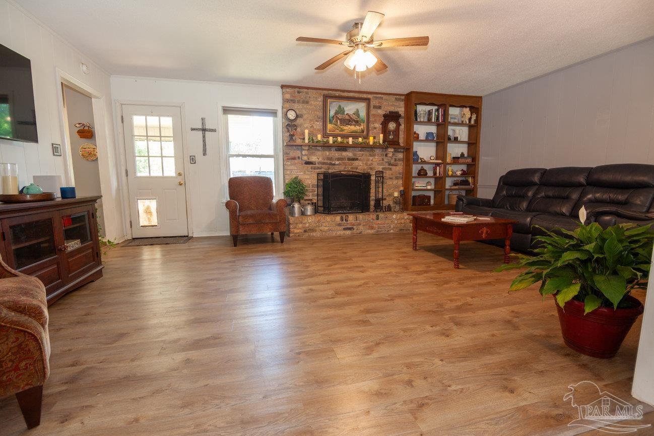 3860 Collingswood Road Pensacola, FL 32514 - Photo 7 of 33