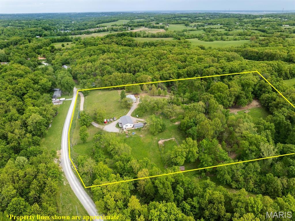 12746 Thorn Berry Road New London, MO 63459 - Photo 26 of 33