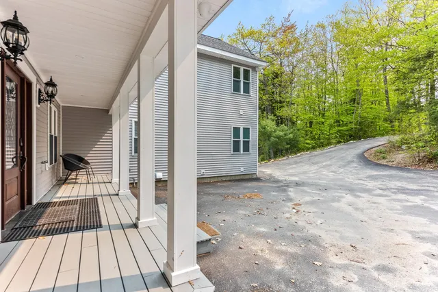 $1,750,000 | 11 Weeping Birches Lane, Thornton, NH 03285