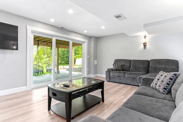 $1,750,000 | 11 Weeping Birches Lane, Thornton, NH 03285