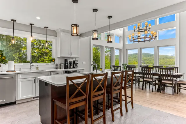 $1,750,000 | 11 Weeping Birches Lane, Thornton, NH 03285