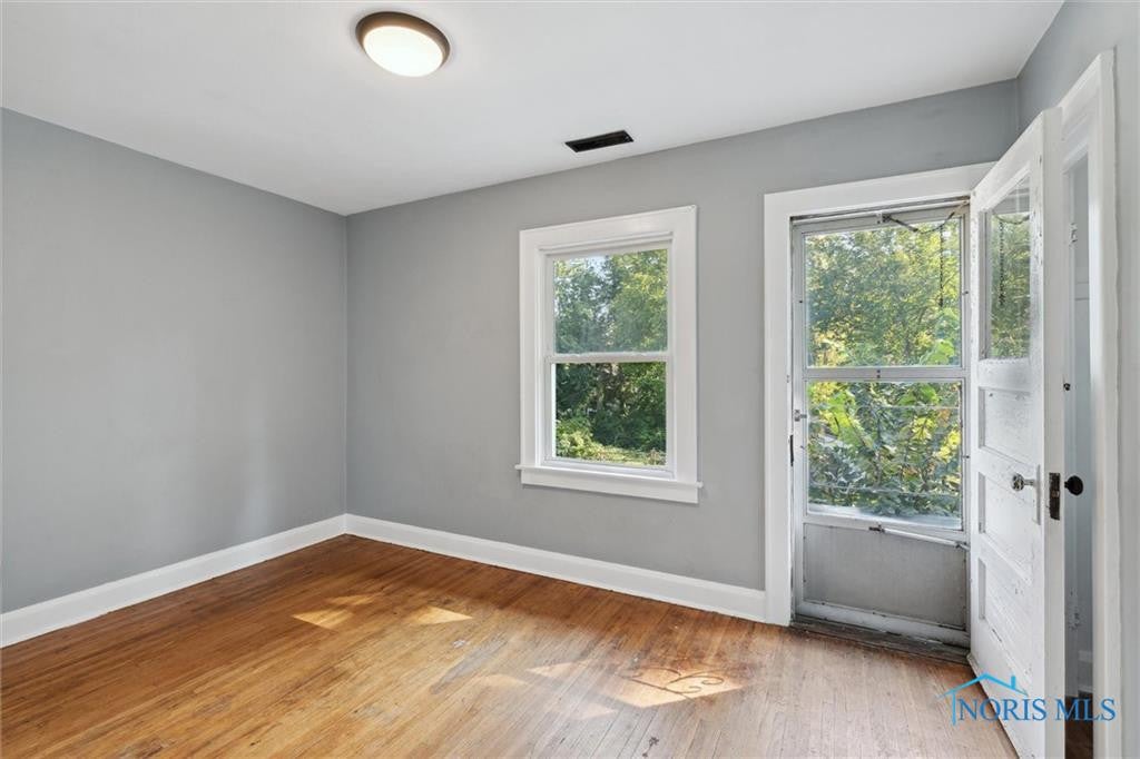 2041 Mansfield Road Toledo, OH 43613 - Photo 29 of 33 Gallery Image 29