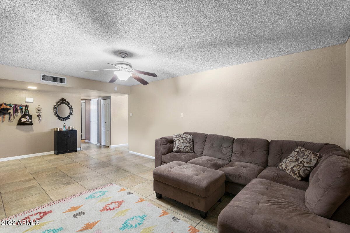 4530 South Terrace Road Tempe, AZ 85282 - Photo 4 of 19 Living 3