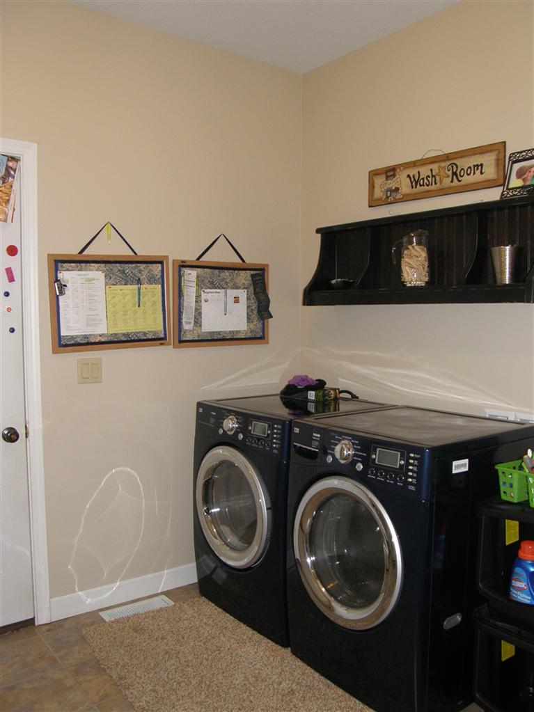 3101 Valley View Court Clinton, IA 52732 - Photo 15 of 24 Gallery Image 15