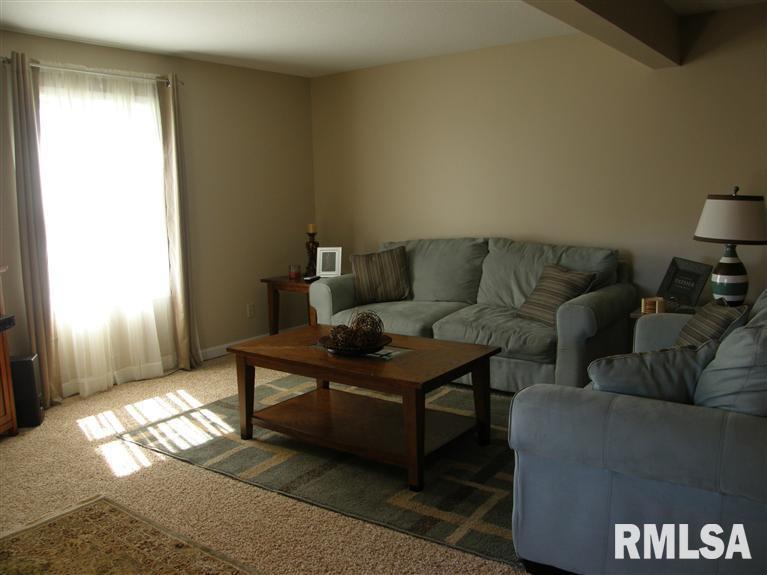 3101 Valley View Court Clinton, IA 52732 - Photo 17 of 24 Gallery Image 17