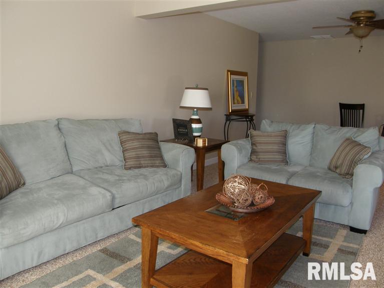 3101 Valley View Court Clinton, IA 52732 - Photo 18 of 24 Gallery Image 18