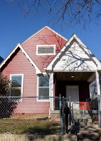 $269,000 | 718 Parkway Avenue, Indianapolis, IN 46203