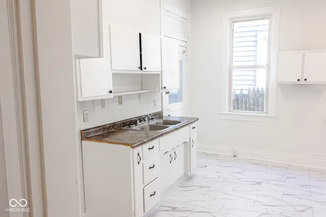 $269,000 | 718 Parkway Avenue, Indianapolis, IN 46203