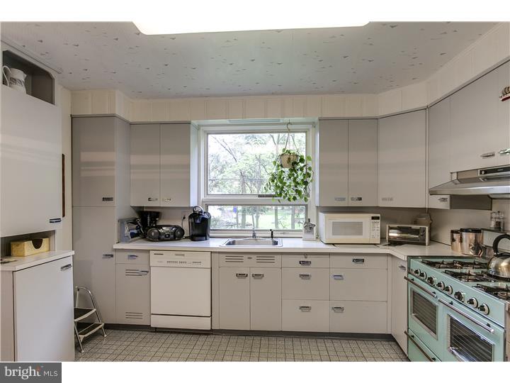 325 Sinkler Road Wyncote, PA 19095 - Photo 7 of 16 Kitchen