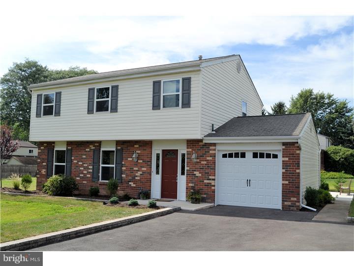 902 Rutledge Avenue Horsham, PA 19044 - Photo 1 of 25 Exterior Front