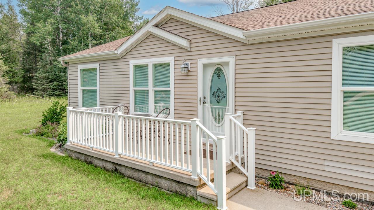 10758 South 75 Road Rapid River, MI 49878 - Photo 4 of 34 Gallery Image 4