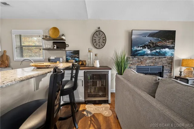 $315,000 | 312 Windsor Bay Drive, Unit 4A, Camdenton, MO 65020