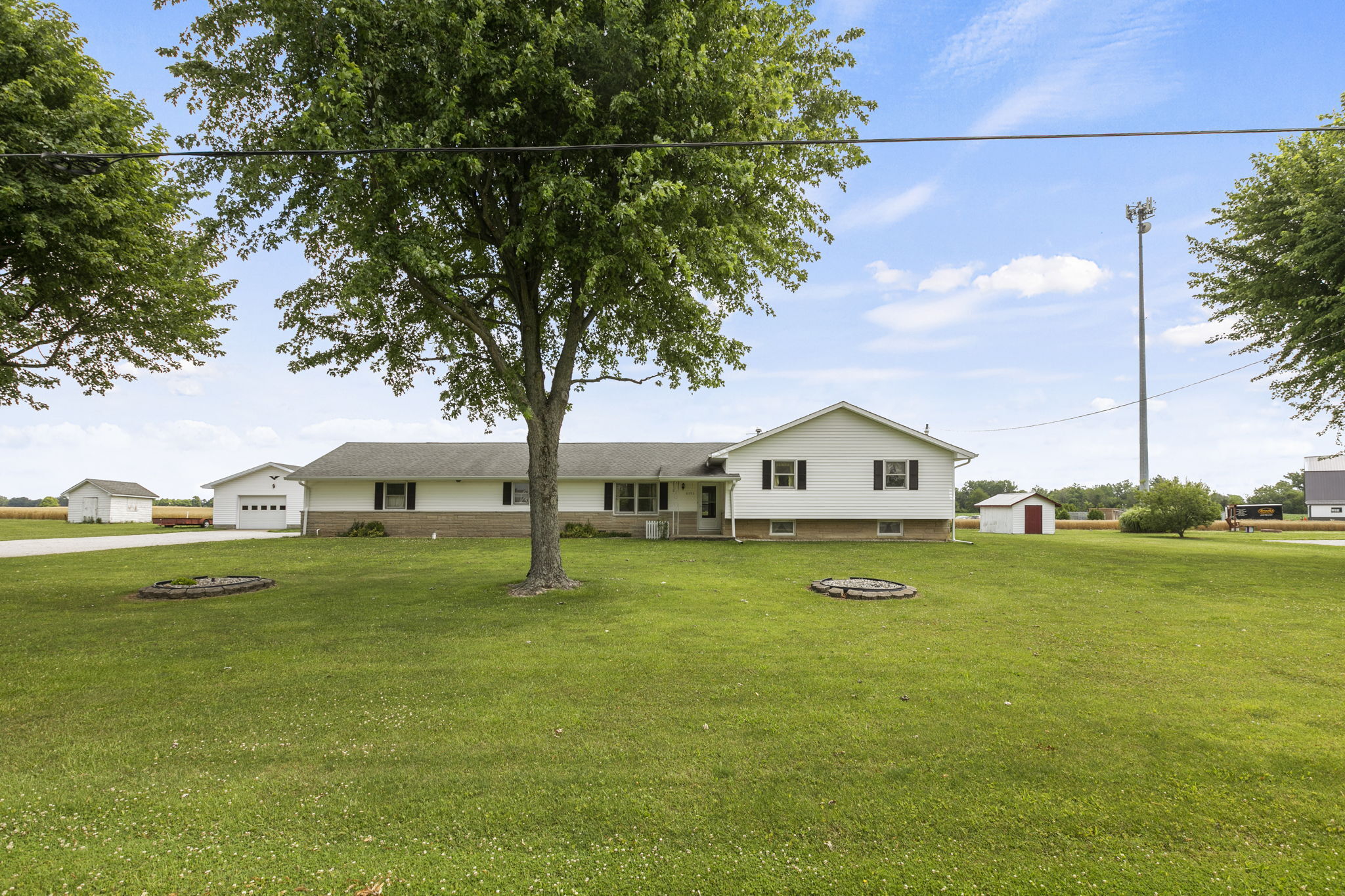 6392 East Michigan Road Waldron, IN 46182 - Photo 3 of 45