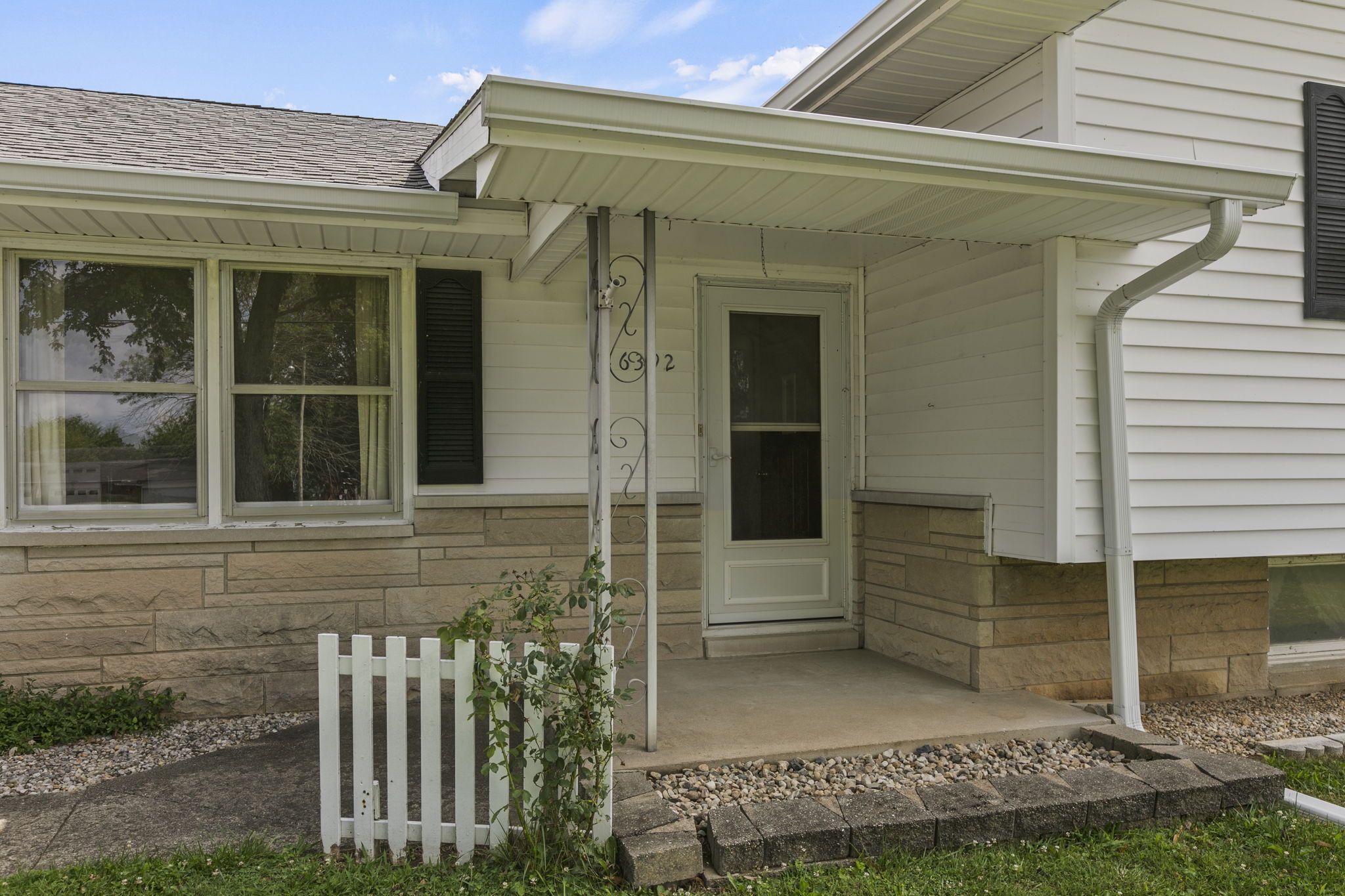 6392 East Michigan Road Waldron, IN 46182 - Photo 4 of 45