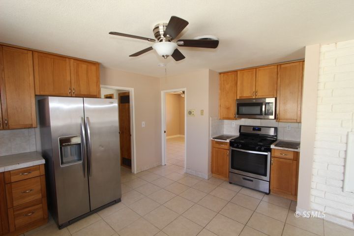 129 South Sunland Street Ridgecrest, CA 93555 - Photo 14 of 39 Gallery Image 14