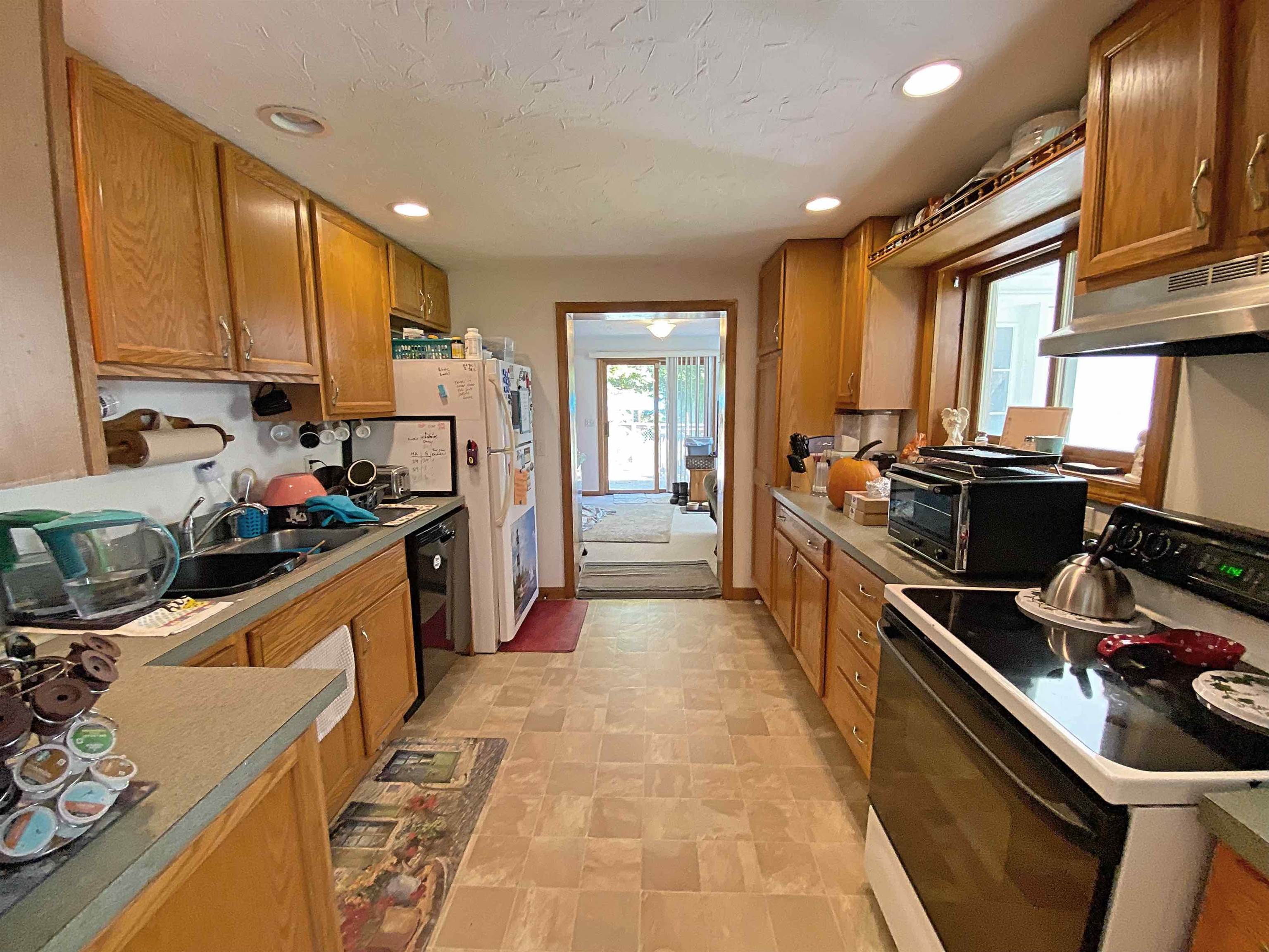 34 Robin Way Meredith, NH 03253 - Photo 11 of 33