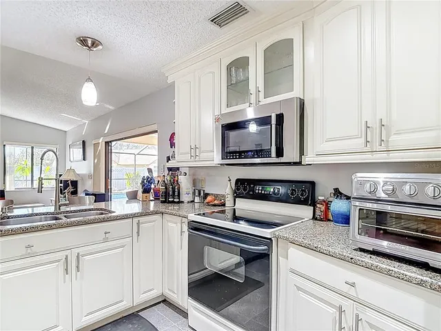 $625,000 | 6005 Pratt Street, Tampa, FL 33647