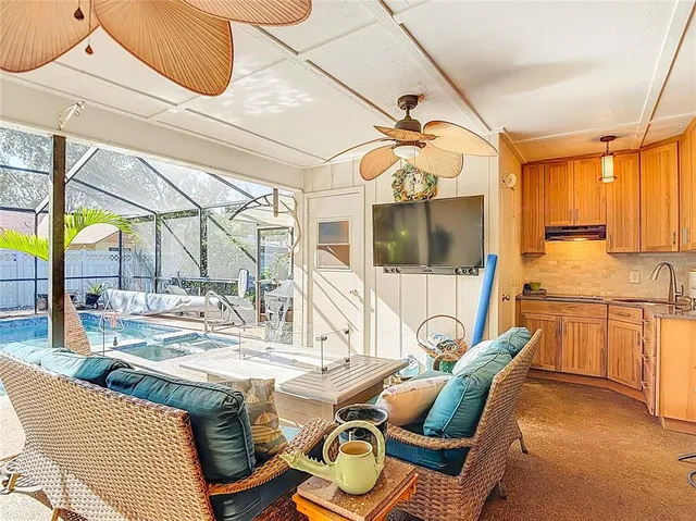 $625,000 | 6005 Pratt Street, Tampa, FL 33647