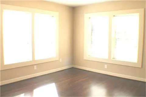 a view of a window in an empty room